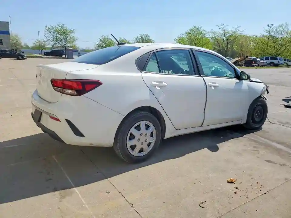 3KPA24AD6NE478963 2022 KIA RIO-2