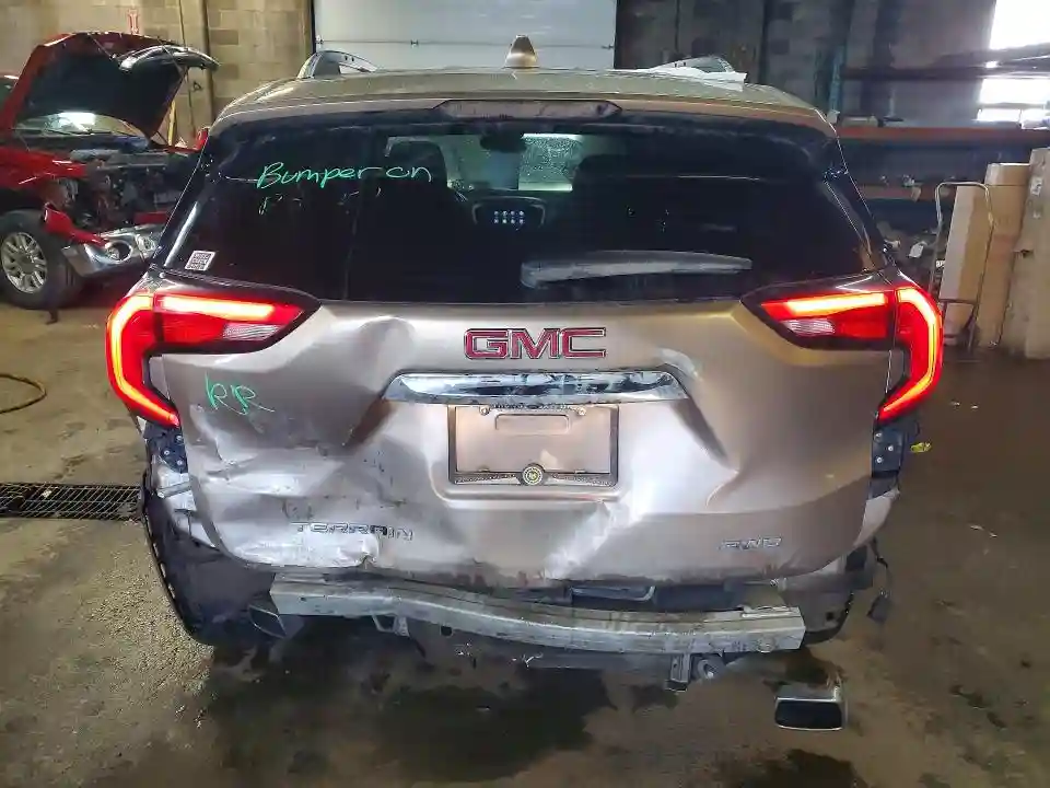 3GKALTEX8JL167153 2018 GMC TERRAIN-5