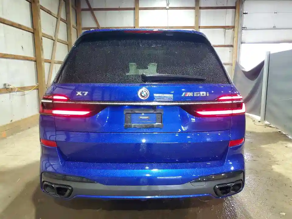 5UX33EM07P9P22727 2023 BMW X7-5