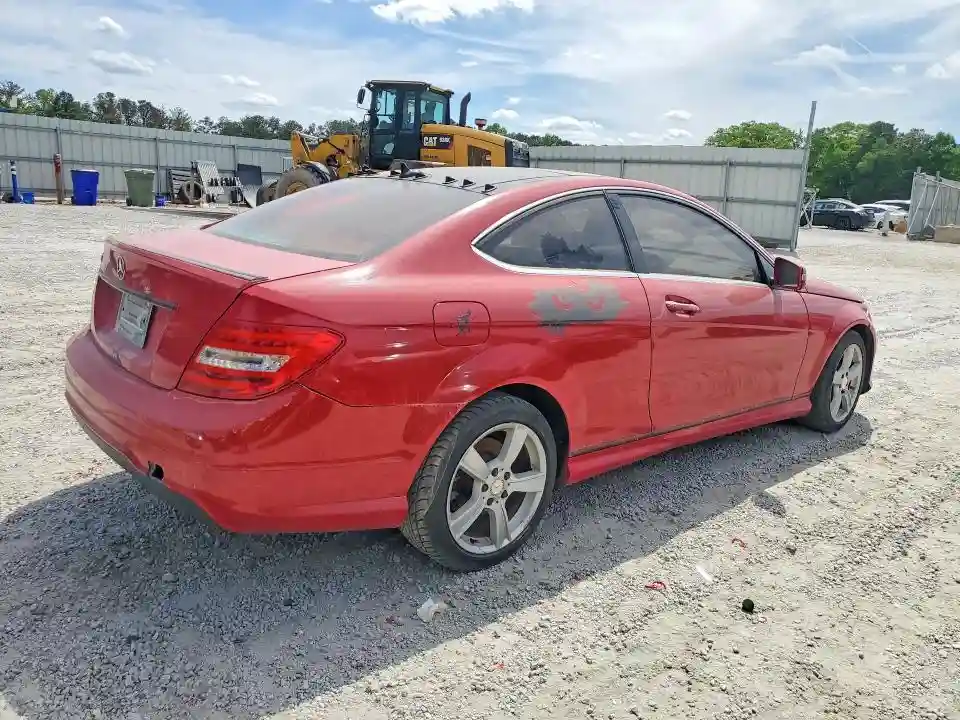 WDDGJ4HB5FG384338 2015 MERCEDES-BENZ C-CLASS-2