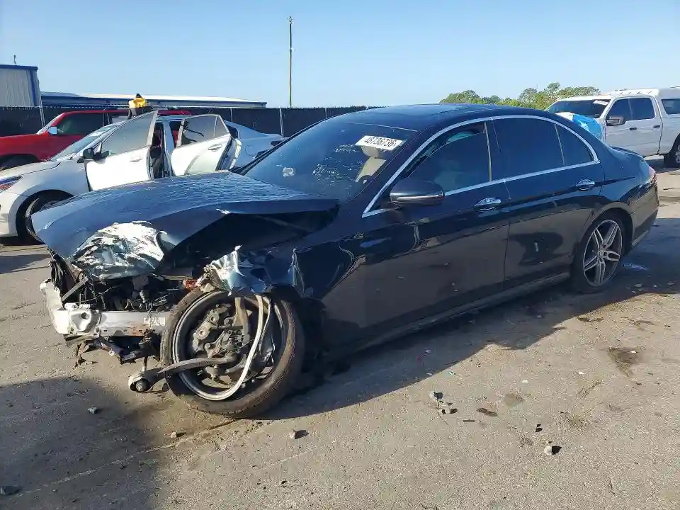 WDDZF4JB3HA181765 2017 MERCEDES-BENZ E-CLASS-0