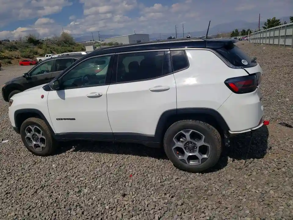 3C4NJDDB7NT145147 2022 JEEP COMPASS-1
