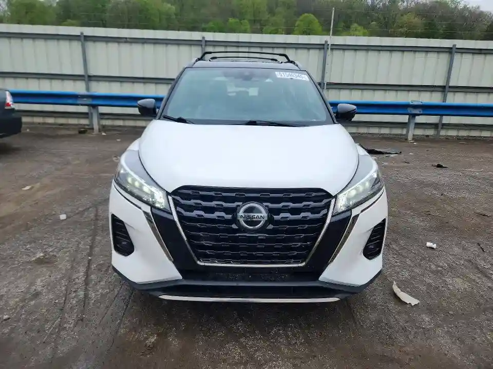 3N1CP5DV5ML508097 2021 NISSAN KICKS-4