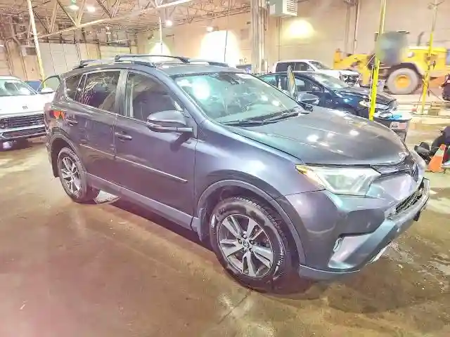 JTMRFREV5JD228052 2018 TOYOTA RAV4-3