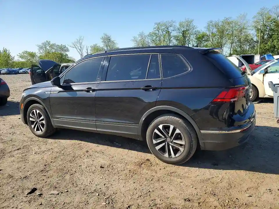 3VV0B7AX1NM072166 2022 VOLKSWAGEN TIGUAN-1