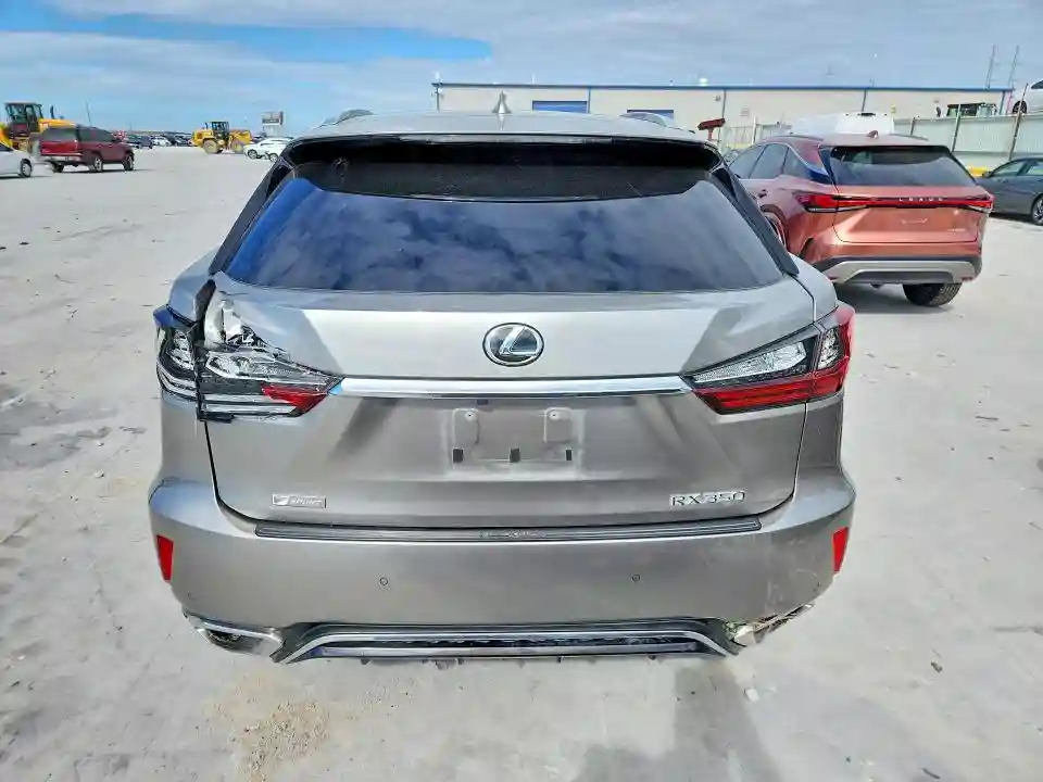 2T2BZMCA5KC208387 2019 LEXUS RX350-5