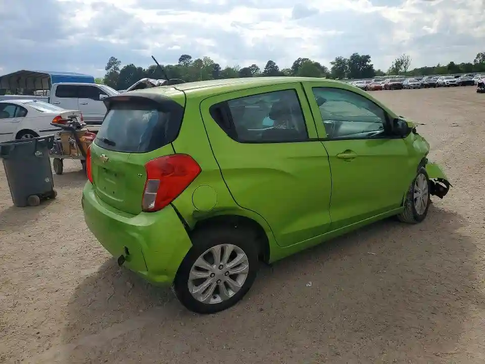 KL8CD6SA0GC627227 2016 CHEVROLET SPARK-2