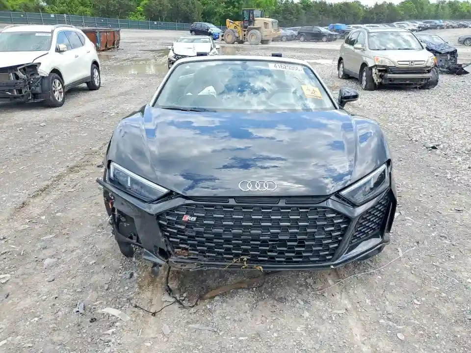 WUABACFX9M7901086 2021 AUDI R8-4