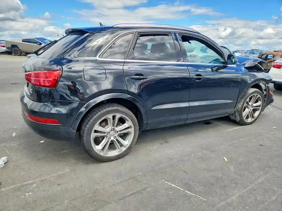 WA1JCCFS0HR008638 2017 AUDI Q3-2