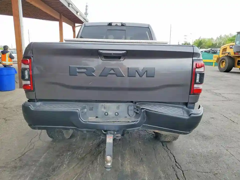 3C6TR5EJXMG657107 2021 RAM 2500-5