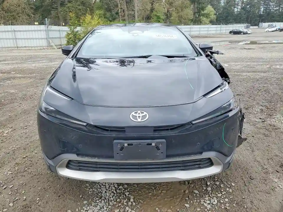 JTDACACU4P3010068 2023 TOYOTA PRIUS-4