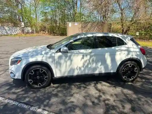 WDCTG4GB5JJ451017 2018 MERCEDES-BENZ GLA-CLASS-4