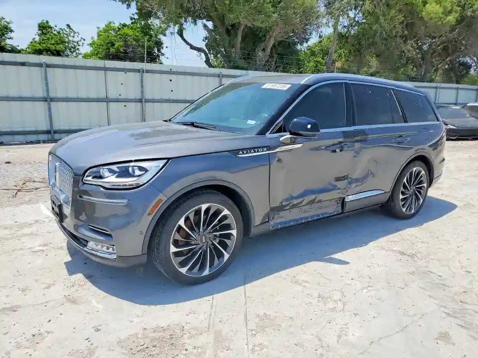 5LM5J7WC6RGL05898 2024 LINCOLN AVIATOR-0