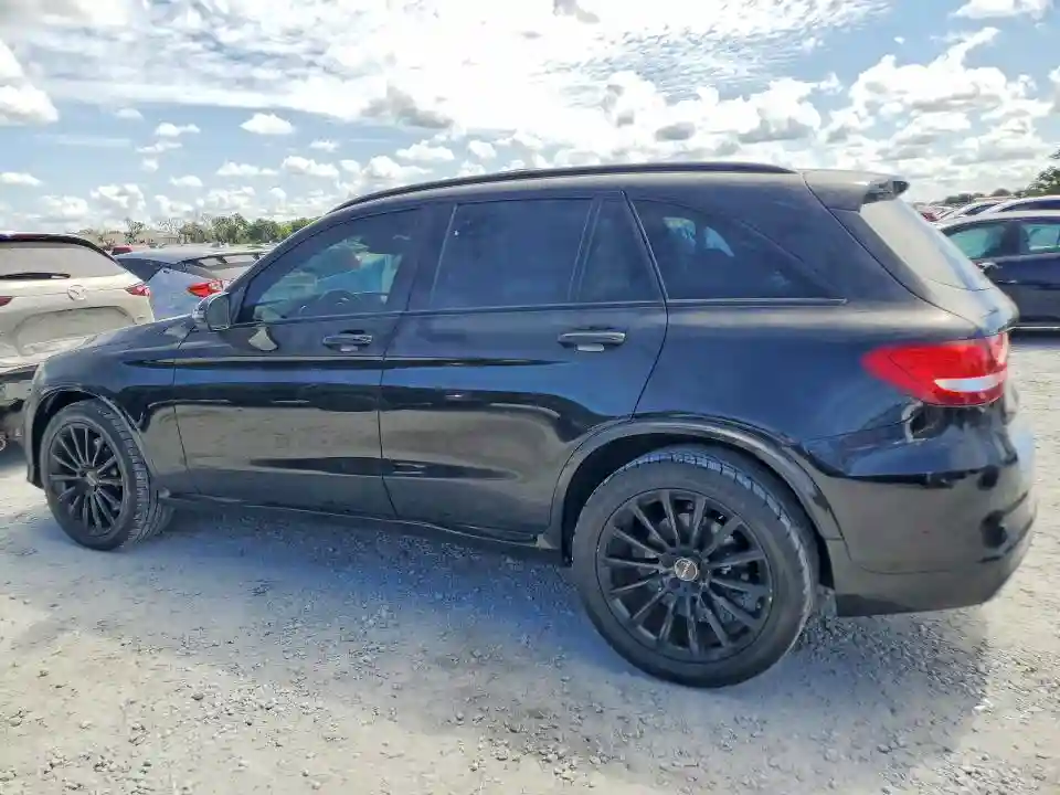 WDC0G6EB3HF179484 2017 MERCEDES-BENZ GLC-CLASS-1