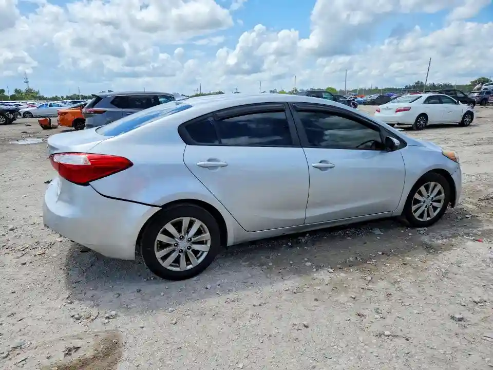 KNAFX4A64G5455735 2016 KIA FORTE-2