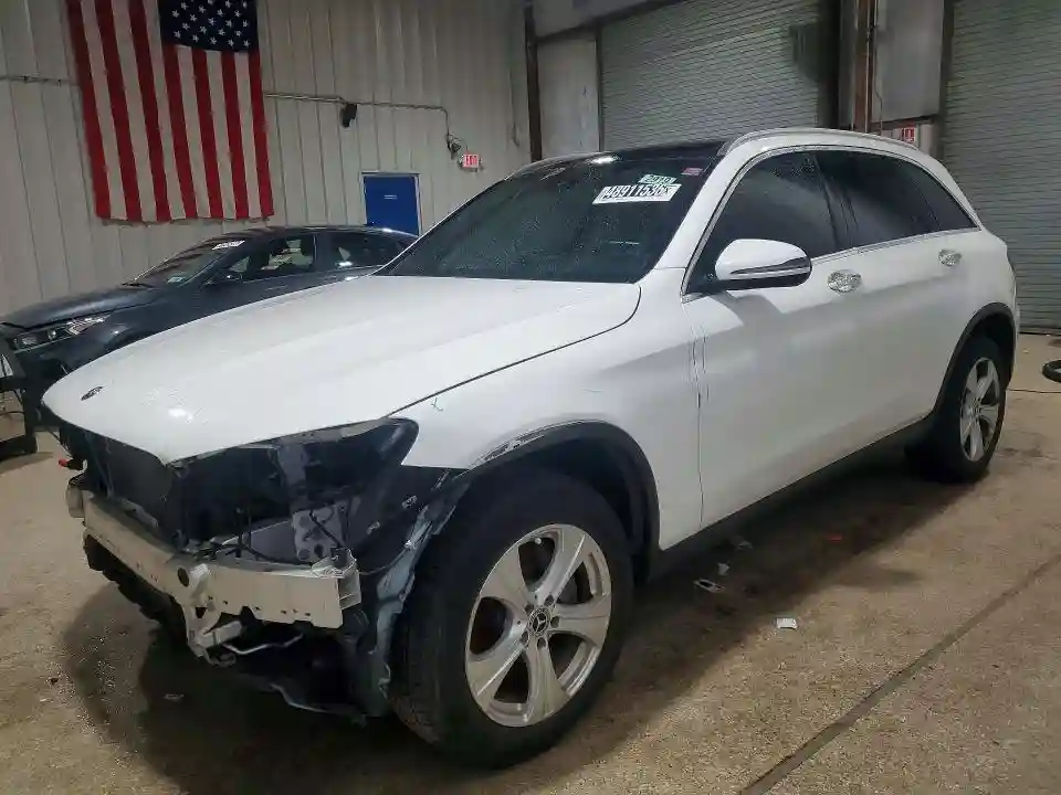 WDC0G4KB6JV105996 2018 MERCEDES-BENZ GLC-CLASS-0