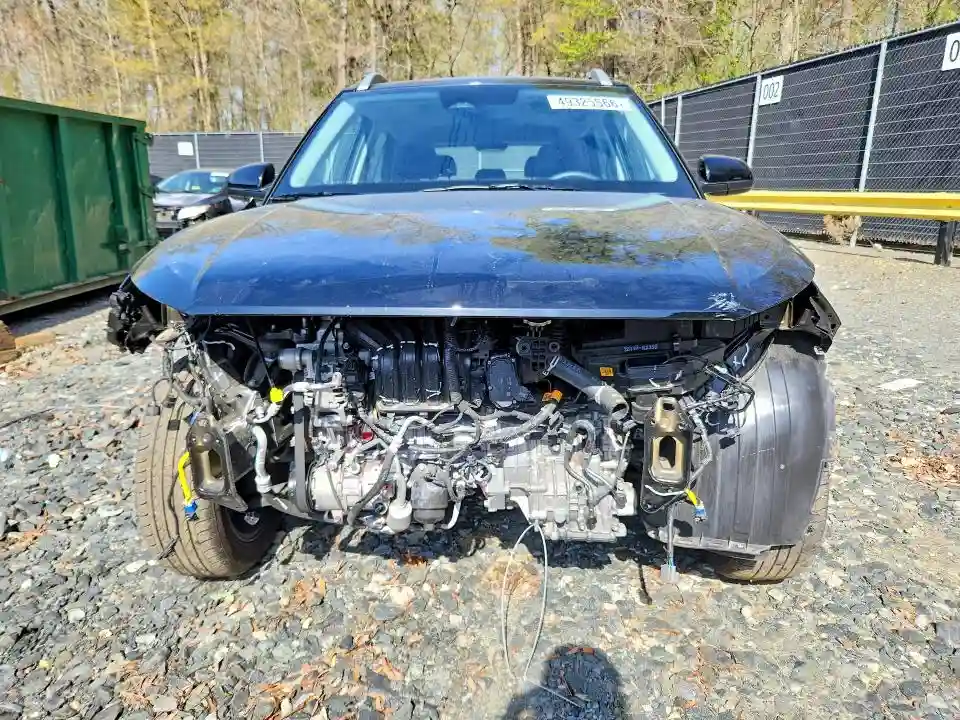 KMHRC8A31SU414577 2025 HYUNDAI VENUE-4