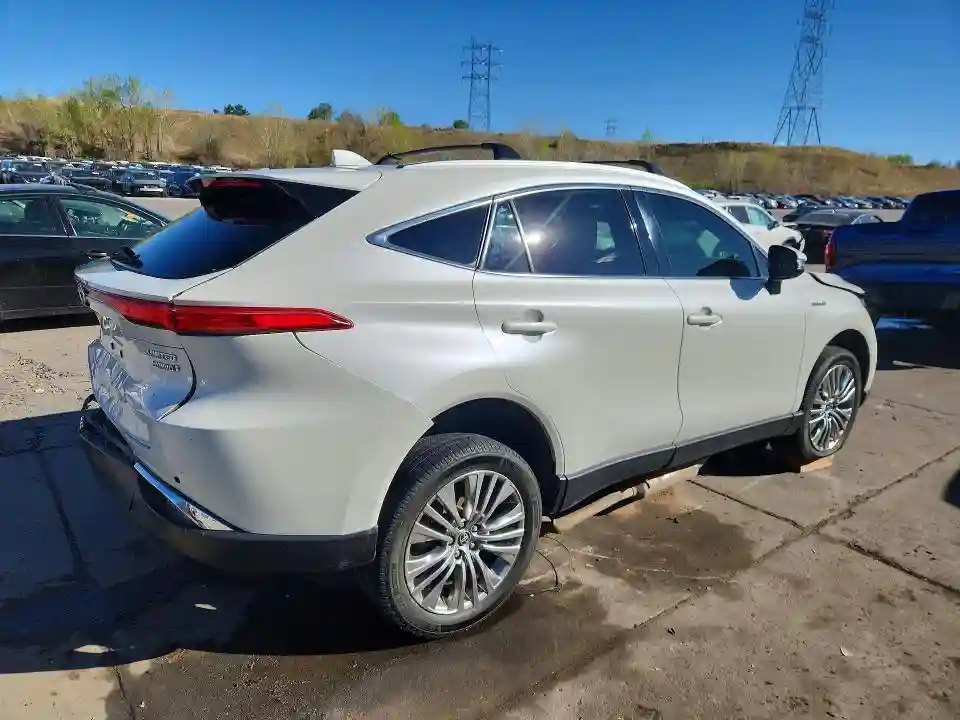 JTEAAAAH1MJ030129 2021 TOYOTA VENZA-2
