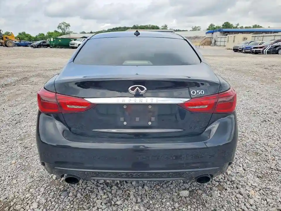 JN1EV7AP8JM361680 2018 INFINITI Q50-5