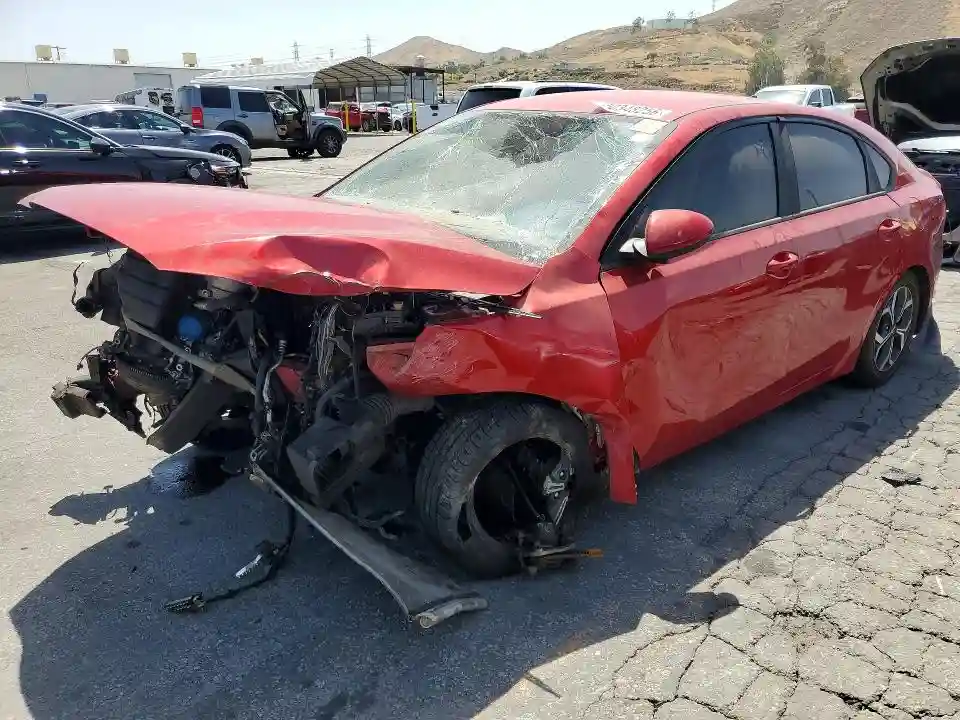 3KPF24AD8KE120216 2019 KIA FORTE LXS-0