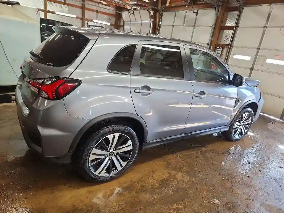 JA4ARUAU2SU006956 2025 MITSUBISHI OUTLANDER-2