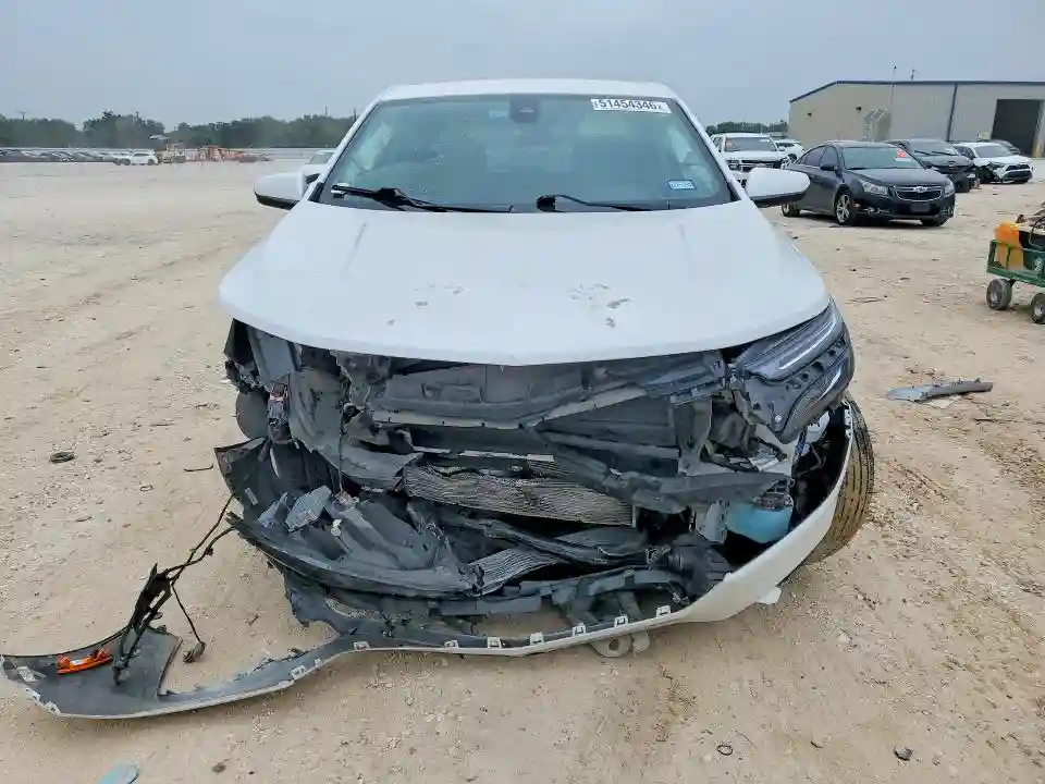 3GNAXKEV3NL246705 2022 CHEVROLET EQUINOX-4