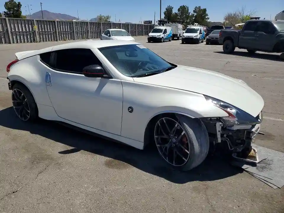 JN1AZ4EH4FM443692 2015 NISSAN 370Z-3