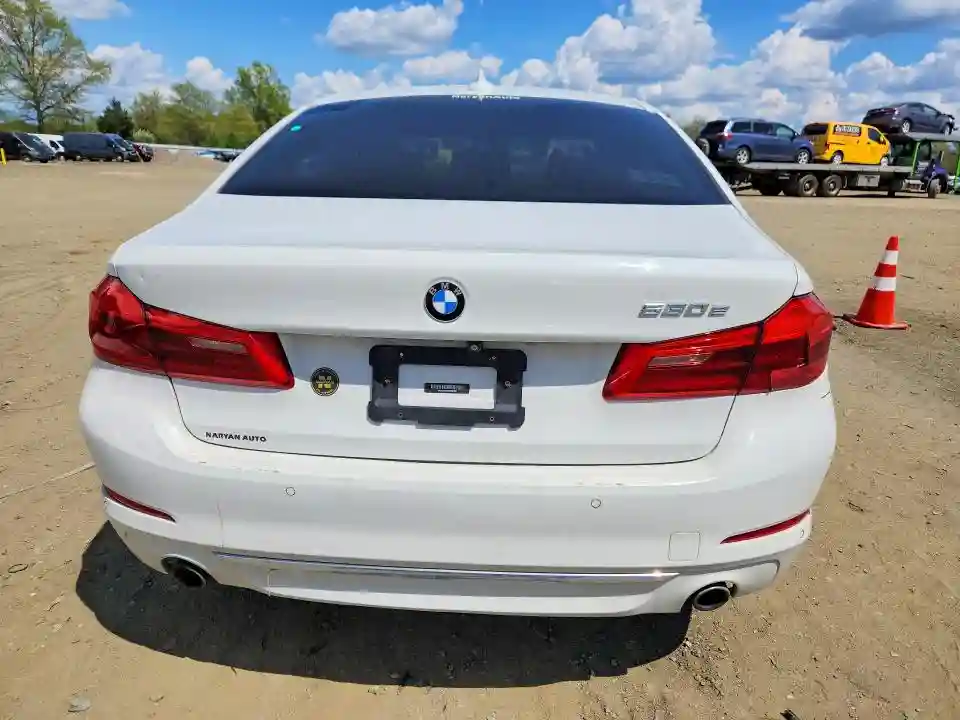 WBAJB1C53JB084961 2018 BMW 5 SERIES-5