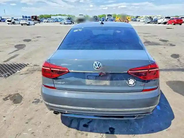 1VWDT7A31HC062640 2017 VOLKSWAGEN PASSAT-5