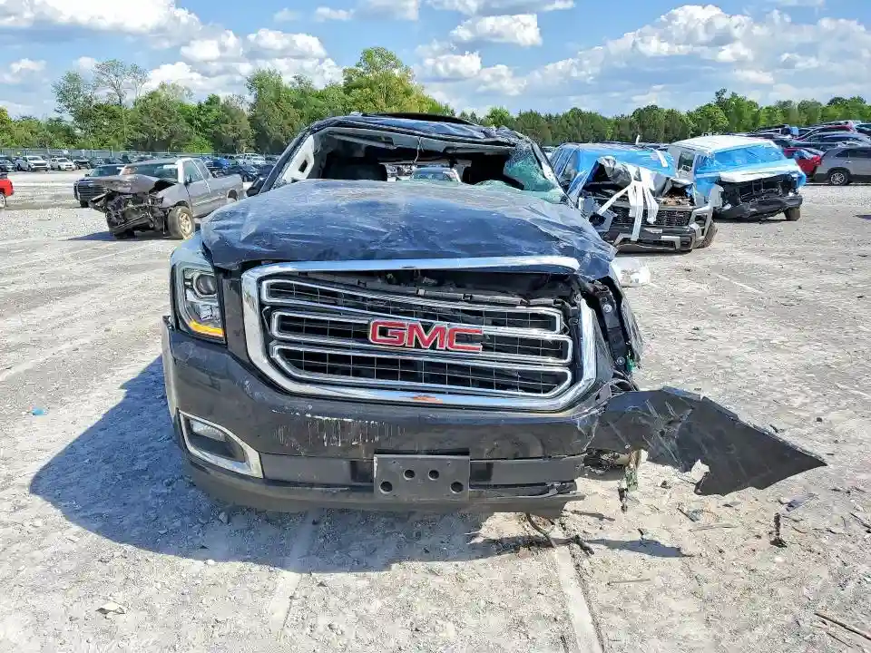 1GKS2BKC0JR248501 2018 GMC YUKON-4