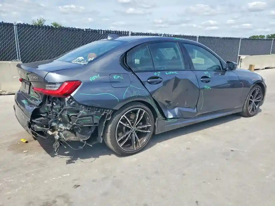 3MW5R1J05L8B36924 2020 BMW 3 SERIES-2