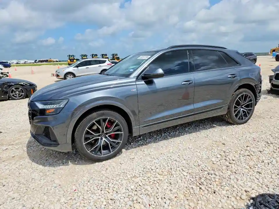 WA1EVAF13MD033094 2021 AUDI Q8-0