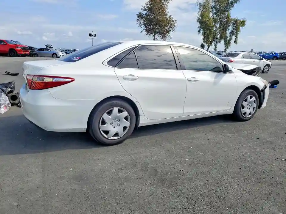 4T4BF1FK3GR522633 2016 TOYOTA CAMRY-2