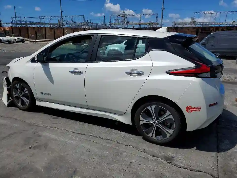 1N4AZ1CP8JC307186 2018 NISSAN LEAF-1