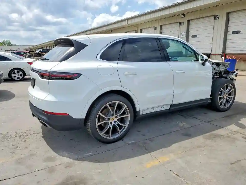 WP1AA2AY4PDA10498 2023 PORSCHE CAYENNE-2