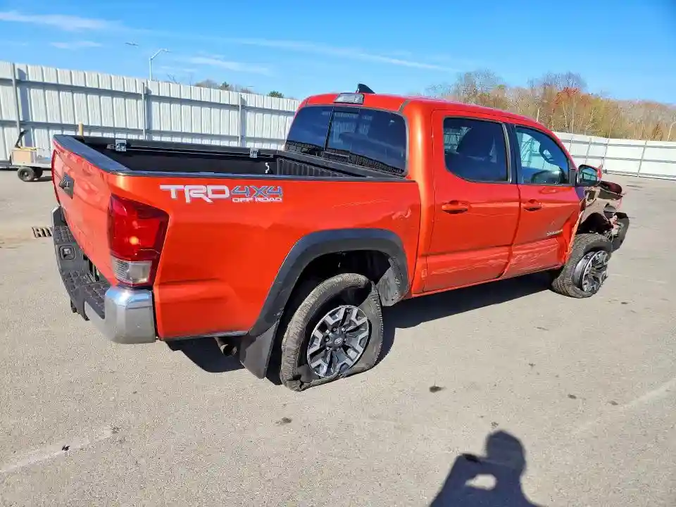 5TFCZ5AN6HX053282 2017 TOYOTA TACOMA-2