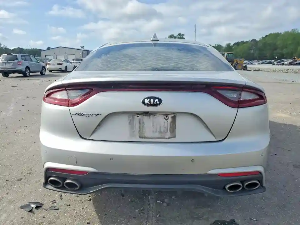 KNAE25LA0J6015319 2018 KIA STINGER-5