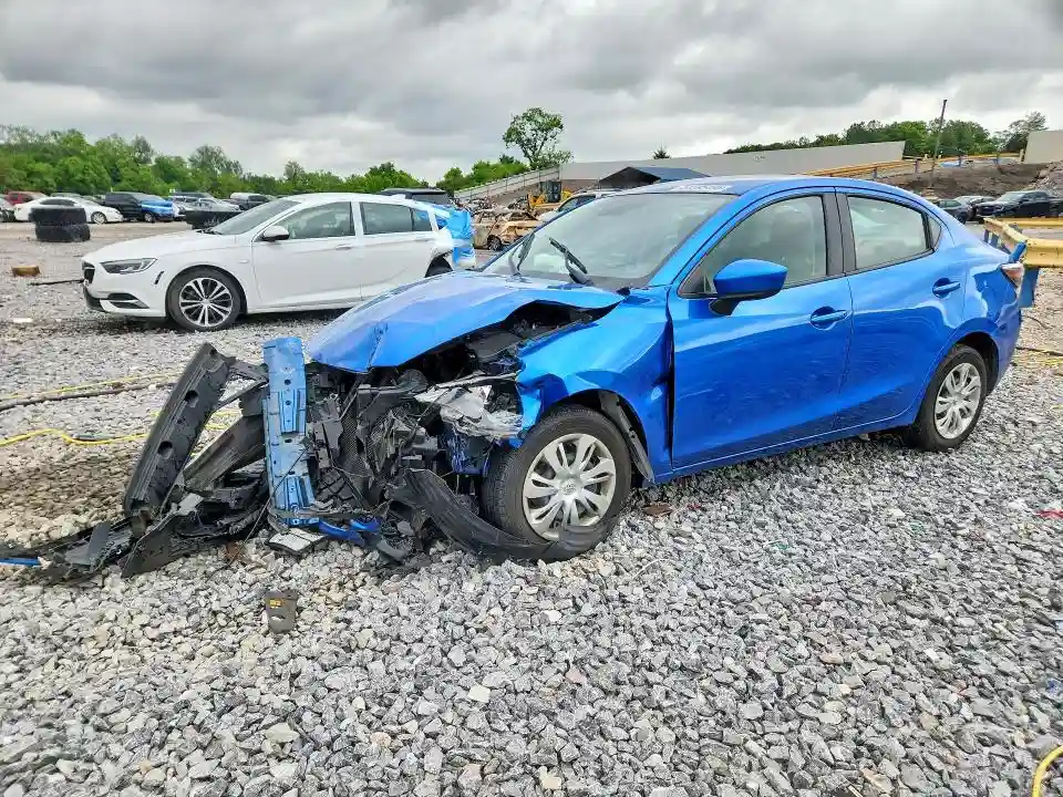 3MYDLBYV9KY523953 2019 TOYOTA YARIS-0