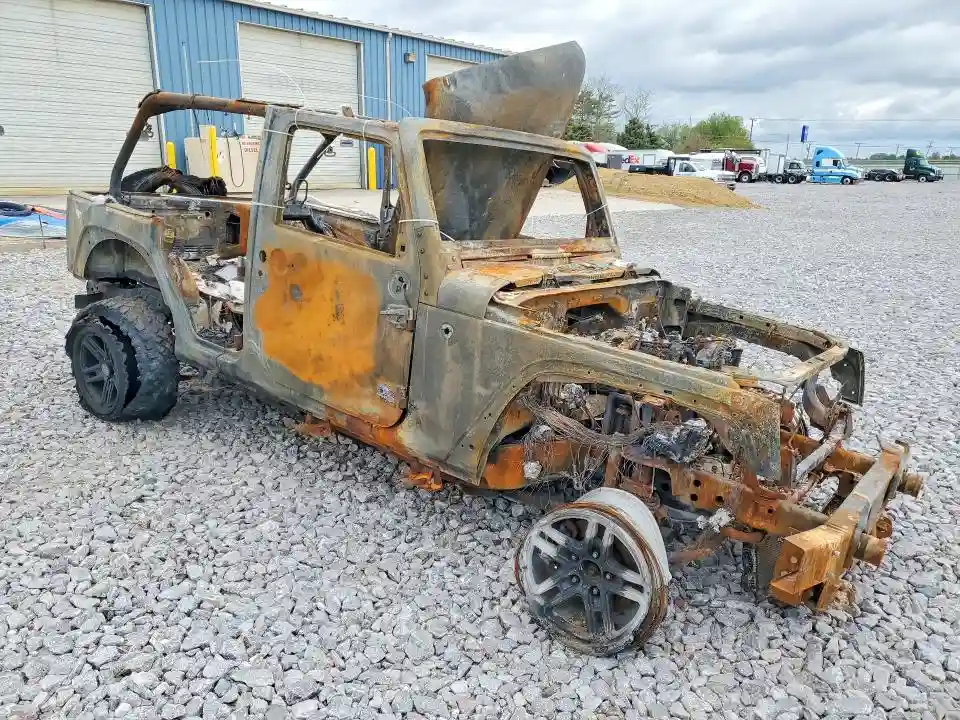 1C4BJWDG3HL689039 2017 JEEP WRANGLER-3