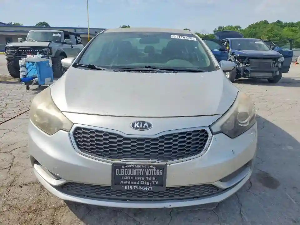 KNAFK4A61F5371806 2015 KIA FORTE-4