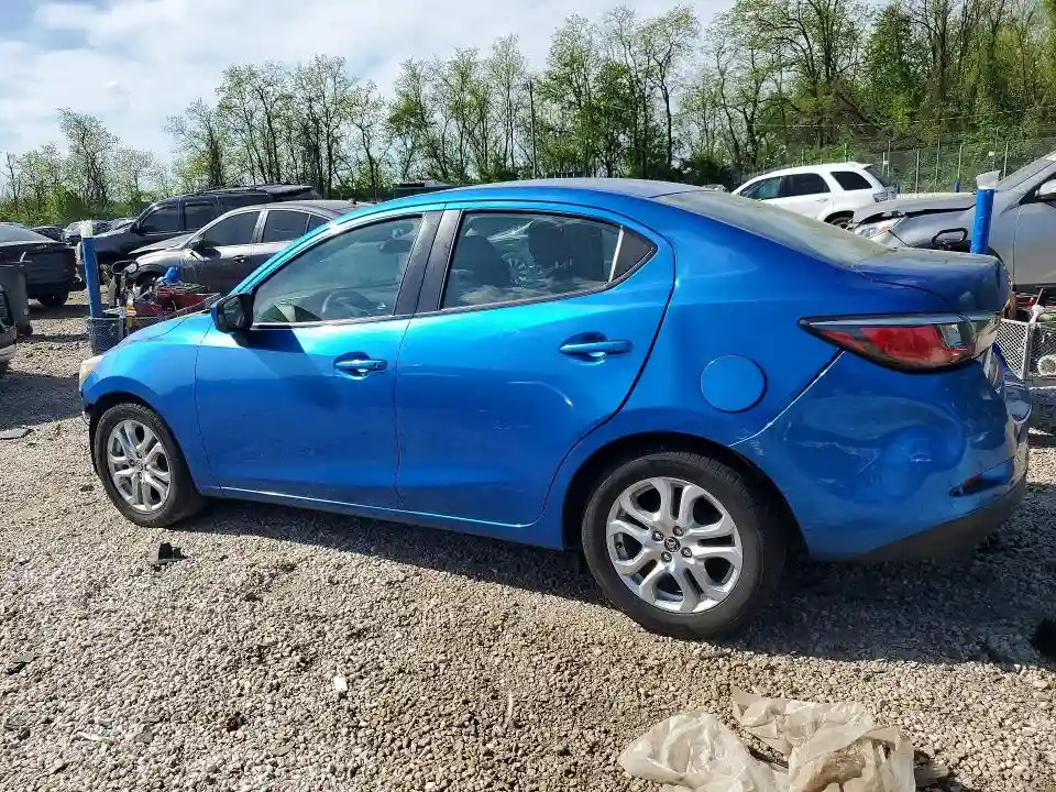 3MYDLBYV1HY178278 2017 TOYOTA YARIS-1