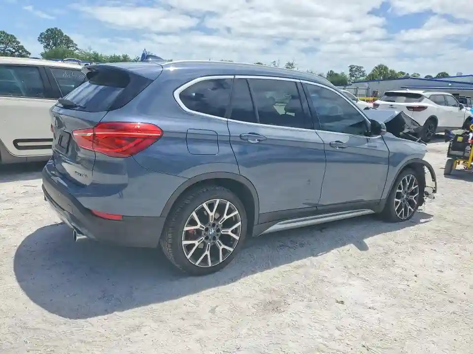 WBXJG7C06L5R36638 2020 BMW X1-2