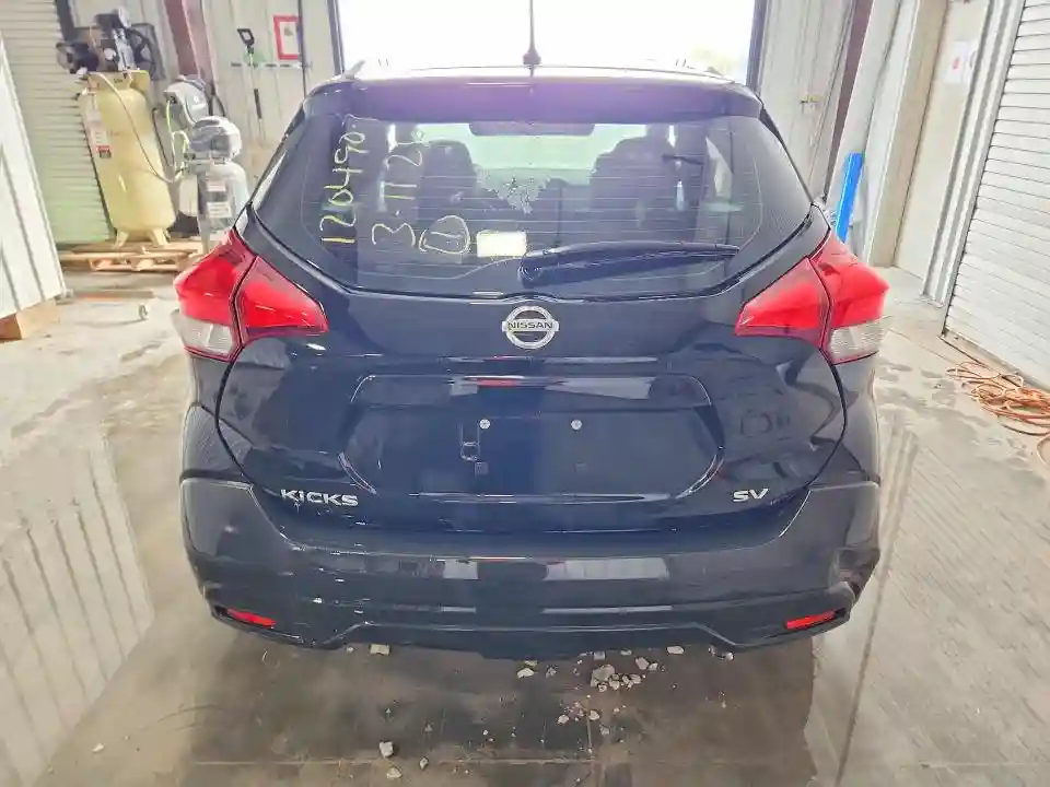 3N1CP5CU1JL523930 2018 NISSAN KICKS-5