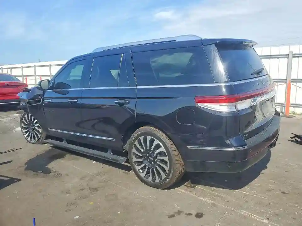 5LMJJ2TG1REL06039 2024 LINCOLN NAVIGATOR-1