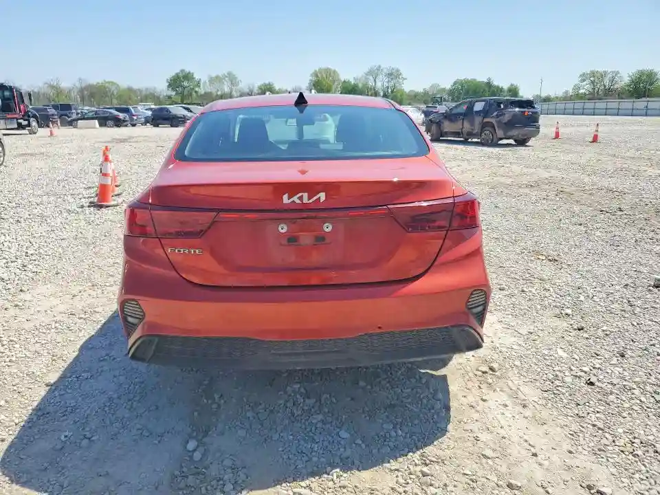3KPF24AD0RE729519 2024 KIA FORTE-5