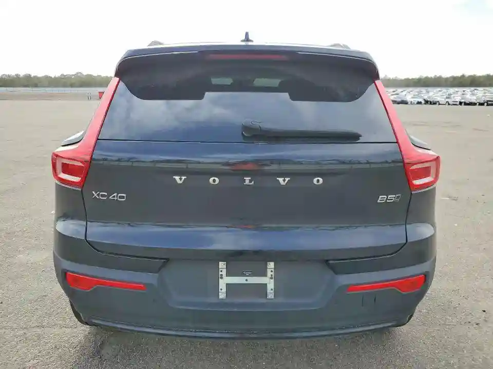 YV4L12UL5R2298179 2024 VOLVO XC40 PLUS-5