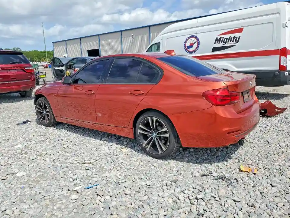 WBA8B9C55JEE81957 2018 BMW 3 SERIES-1