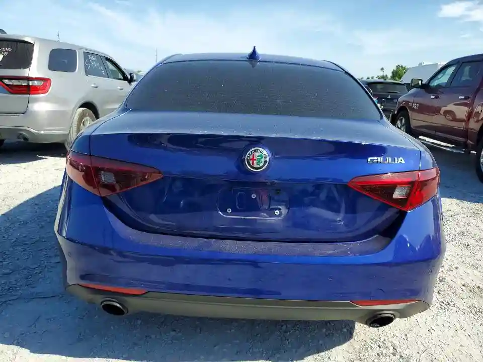 ZARFAMAN7N7660498 2022 ALFA ROMEO GIULIA-5