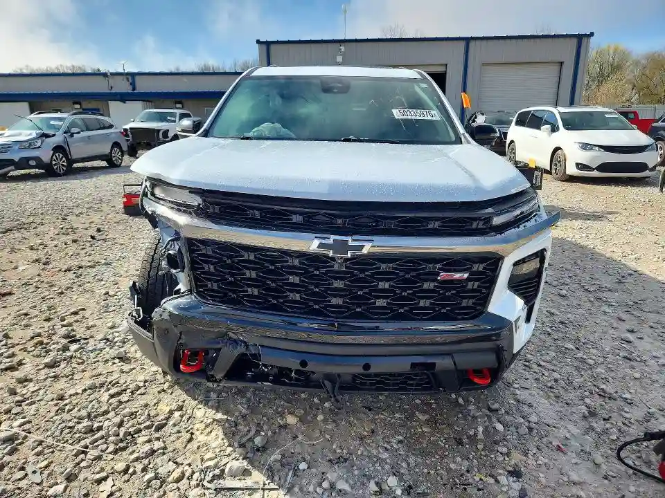 1GNEVJKS3TJ187266 2026 CHEVROLET TRAVERSE-4