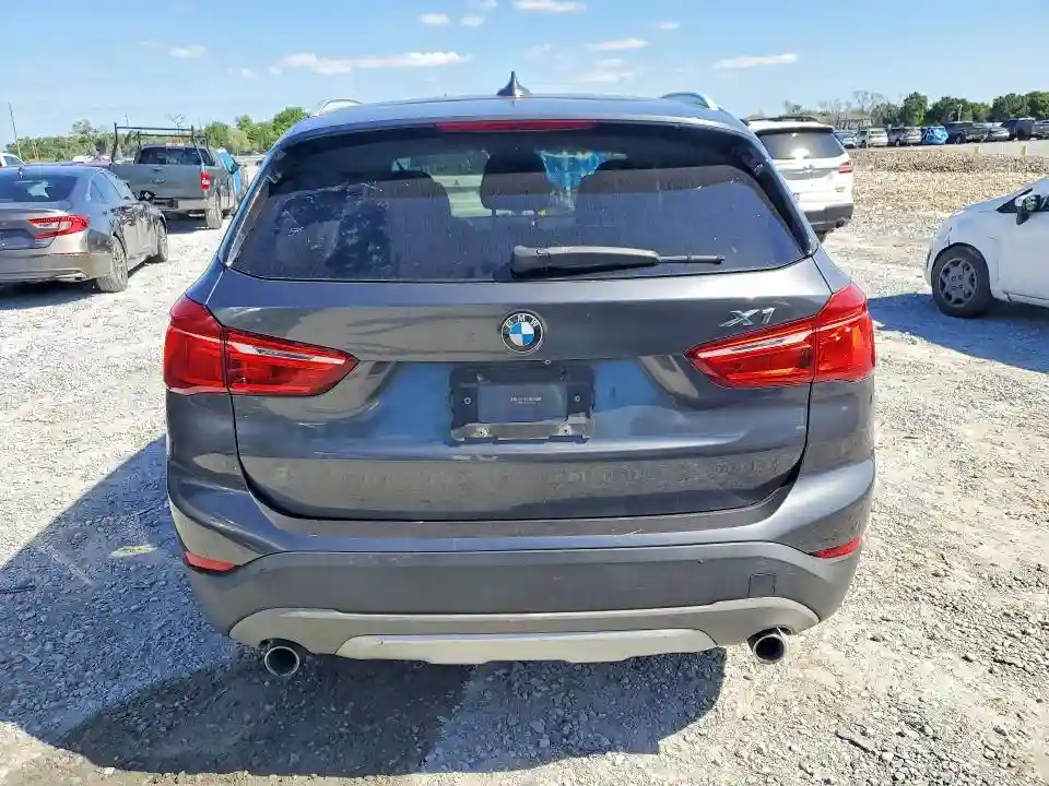 WBXHT3C3XJ5K23316 2018 BMW X1-5